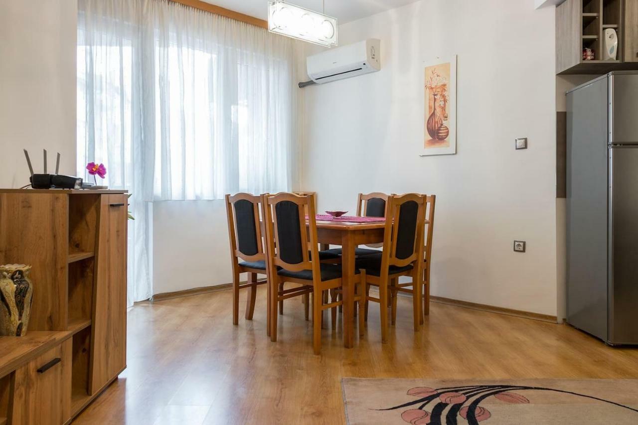 Glorious - 2-Bedroom Apartment Near Youth Hill By Flat Mаnager Plowdiw Exterior foto